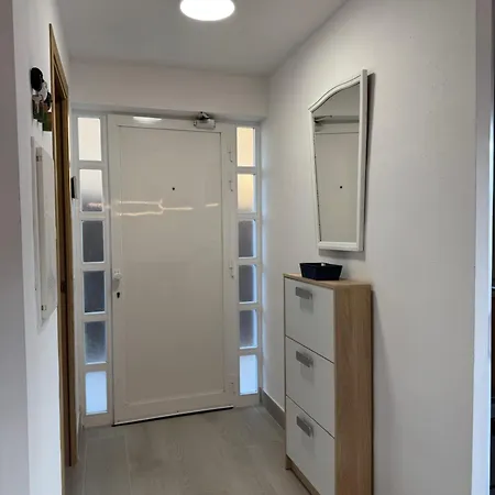Сasa de vacaciones Nanda House